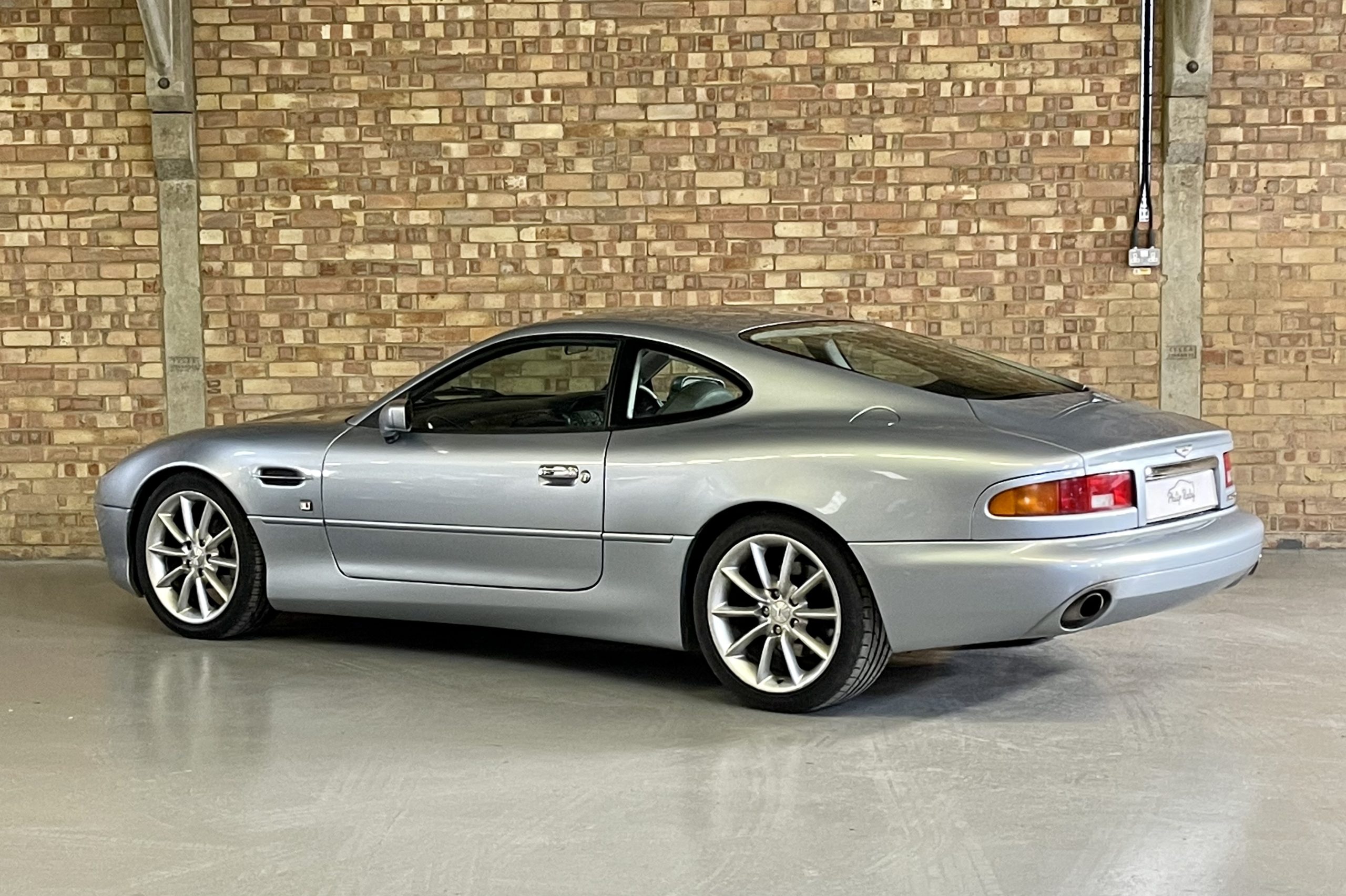 2.-Aston-Martin-DB7-scaled.jpeg